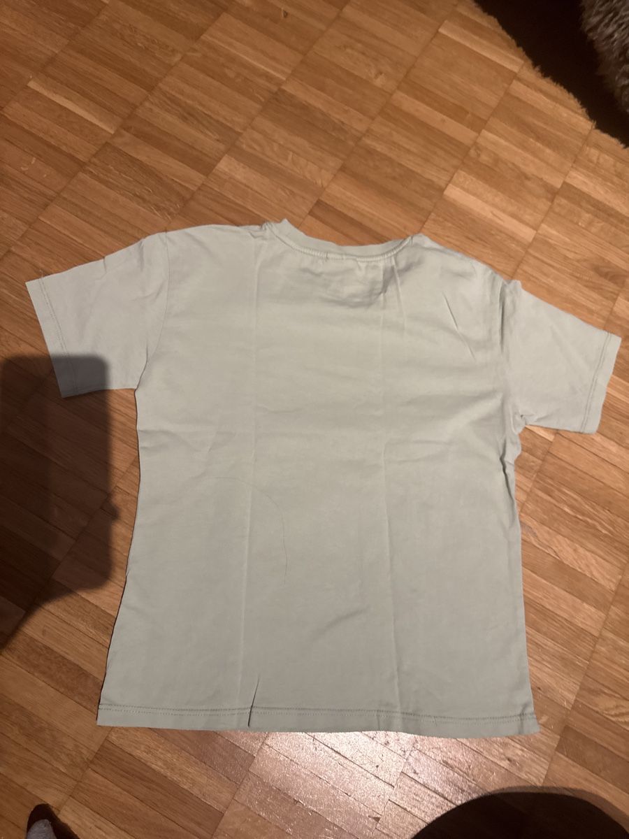 Camicie, T-shirt & Polo: Tshirt Gr. 128/134 – Usato da Glattpark(Opfikon) venduto da cherrytomate 1
