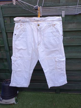 Kurze Herren Carsjeans Gr M weiss