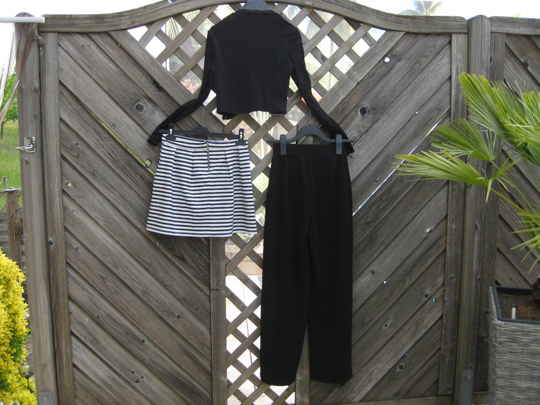 Lotti di vestiti: Weekendly/Party? Black & White Set Gr.S – Usato da Steinmaur venduto da Daka36 4