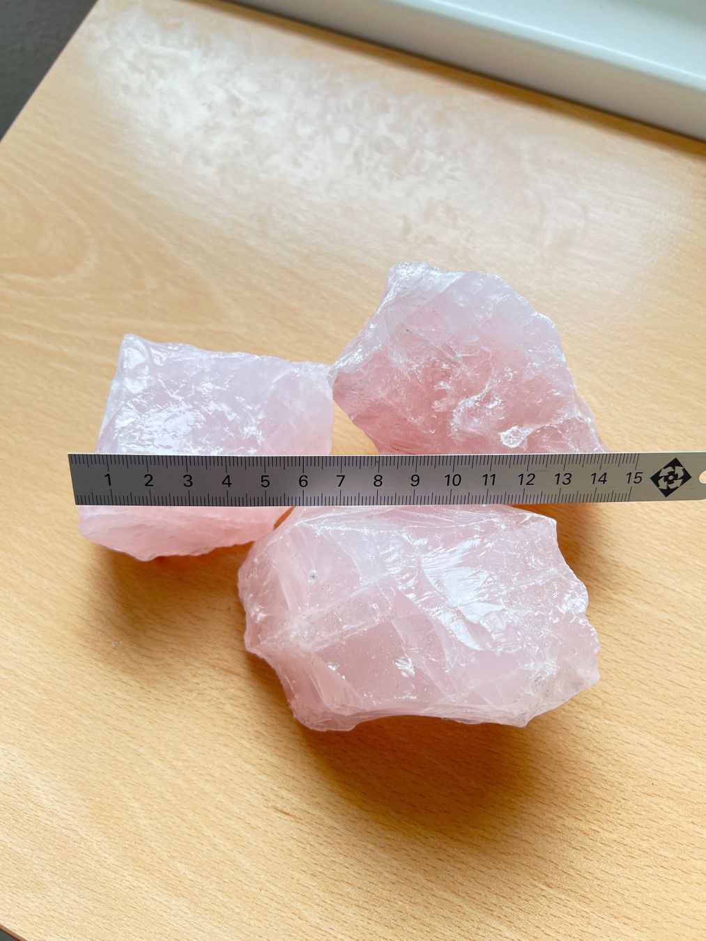 Minerali & Pietre curative: 3 Rosenquarz-Rohstein – Usato da ZUFIKON venduto da SULMI01