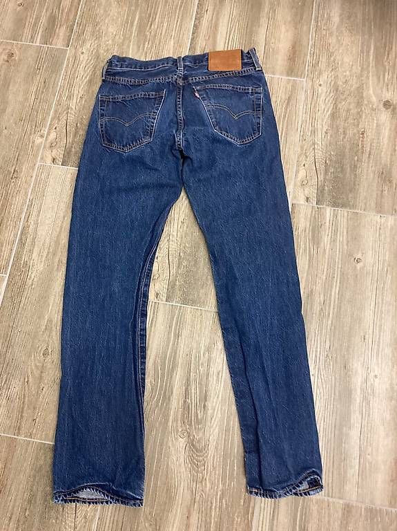 Jeans: Levis Jeans. Original. 501 – Usato da Uster venduto da Srn19 1