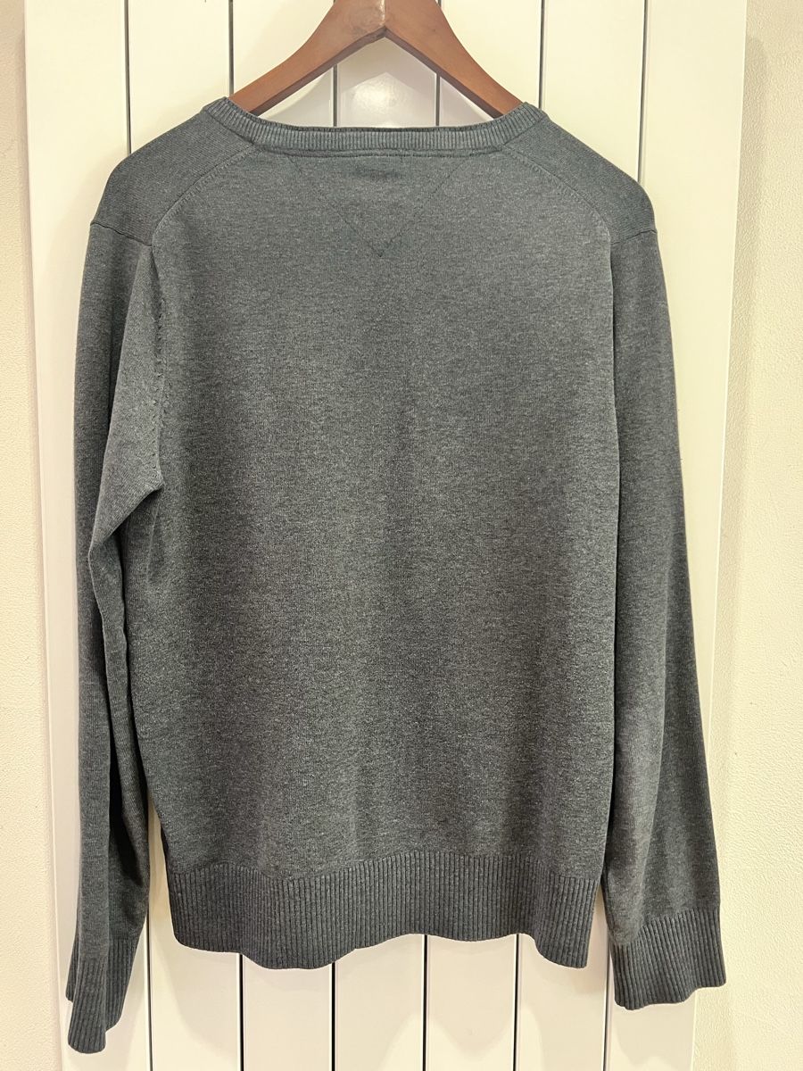 Tommy Hilfiger Pullover & Sweatshirts: Pull Tommy Hilfiger gris taille S, parfait état – Gebraucht aus Morges von Alexys23 1