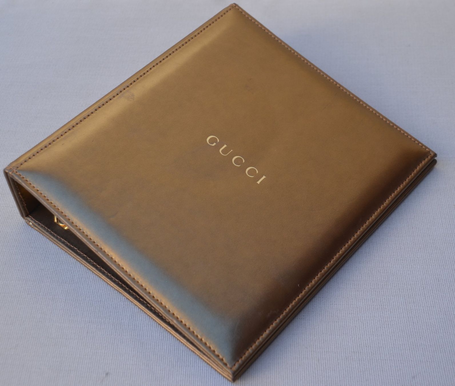 Raccoglitori: Gucci Ordner /  Classeur – Usato da Collonges venduto da Auganien 3