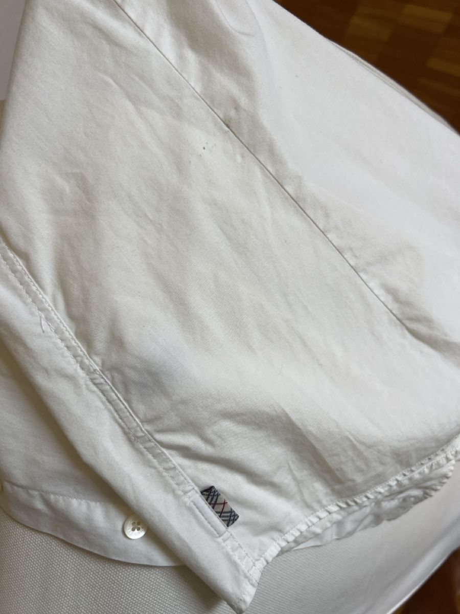 Burberry Camicette: Chemise sans manches Burberry – Usato da Bussigny venduto da ccch 1
