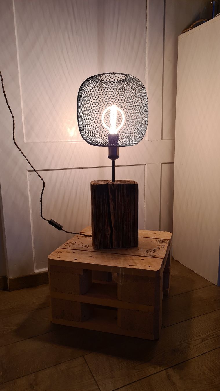 Lampade: Altholz Lampe – Nuovo (secondo la descrizione) da Lenzburg venduto da Tolony