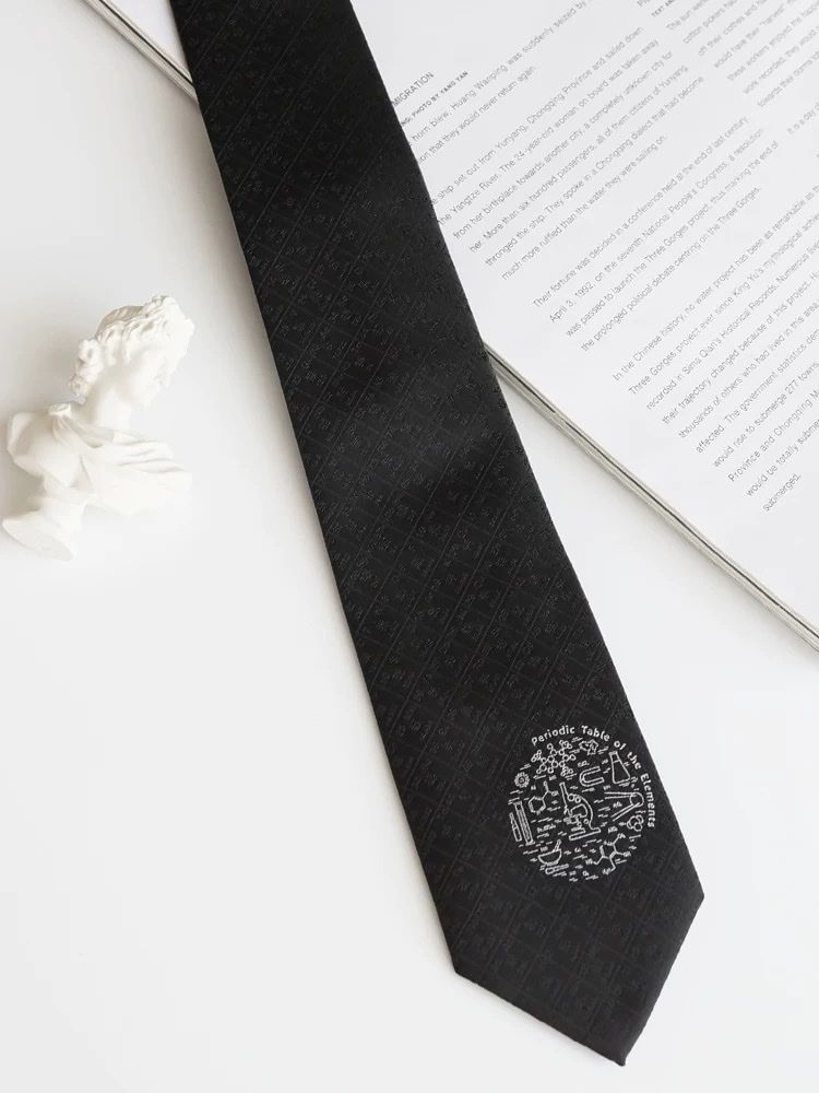 Cravatte: Completely new Tie -Periodic Table of chemistry Elements – Nuovo e nell'imballaggio originale da Basel venduto da 550_ckp6 3
