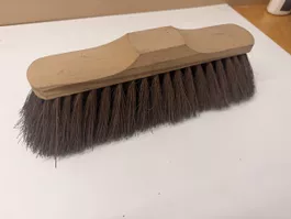 Besen Holzkopf mit Naturborsten Breite 30 cm neuwertig 