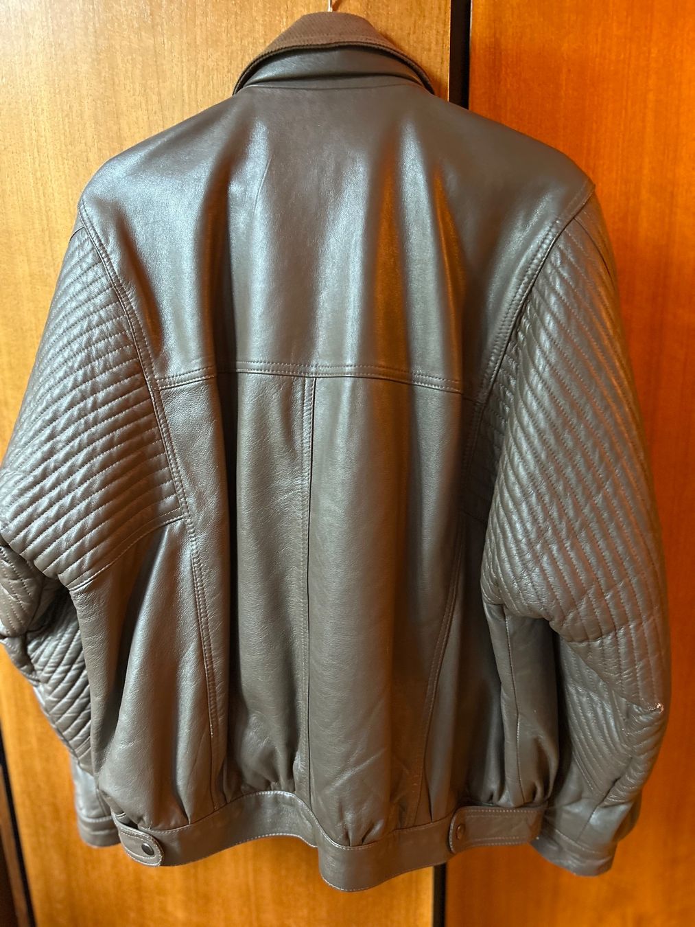 Jacken: Vintage Lederjacke / Leonardo Gr.54 – Gebraucht aus Neuhausen am Rheinfall von noelle0810 1