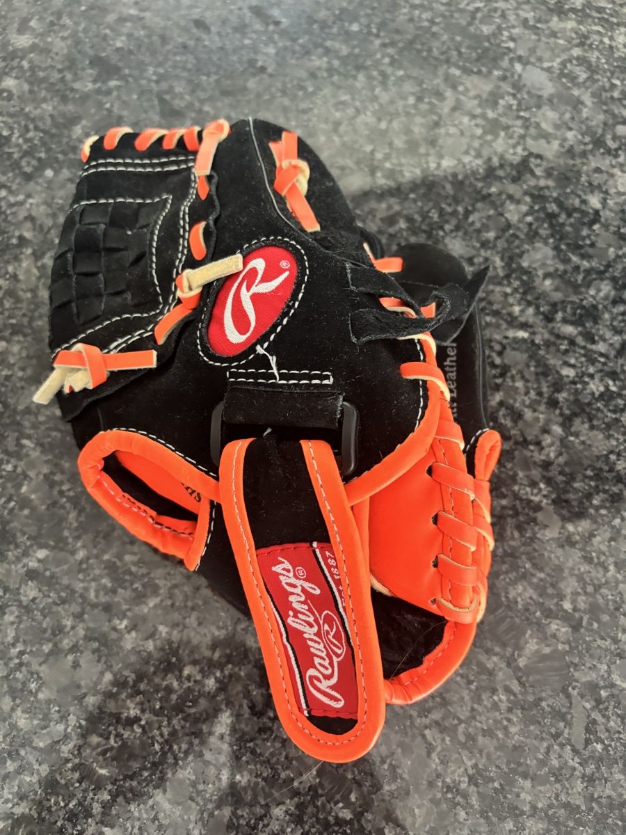 Handschuhe & Handstulpen: Baseballhandschuh Rawlings - All Leather  Shell - Top Deal! – Gebraucht aus Zürich von Aapitz 2