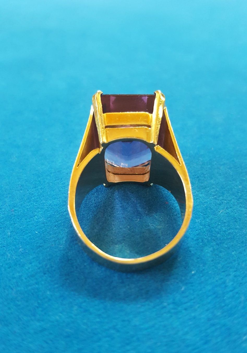 Anelli: Massiv 18 Karat 750 Gold Amethyst Ring – Usato da Wald ZH venduto da Aniade 9