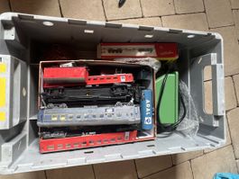 Eisenbahn Modelle HO Trafo/Wagen/ loki Fleischmann