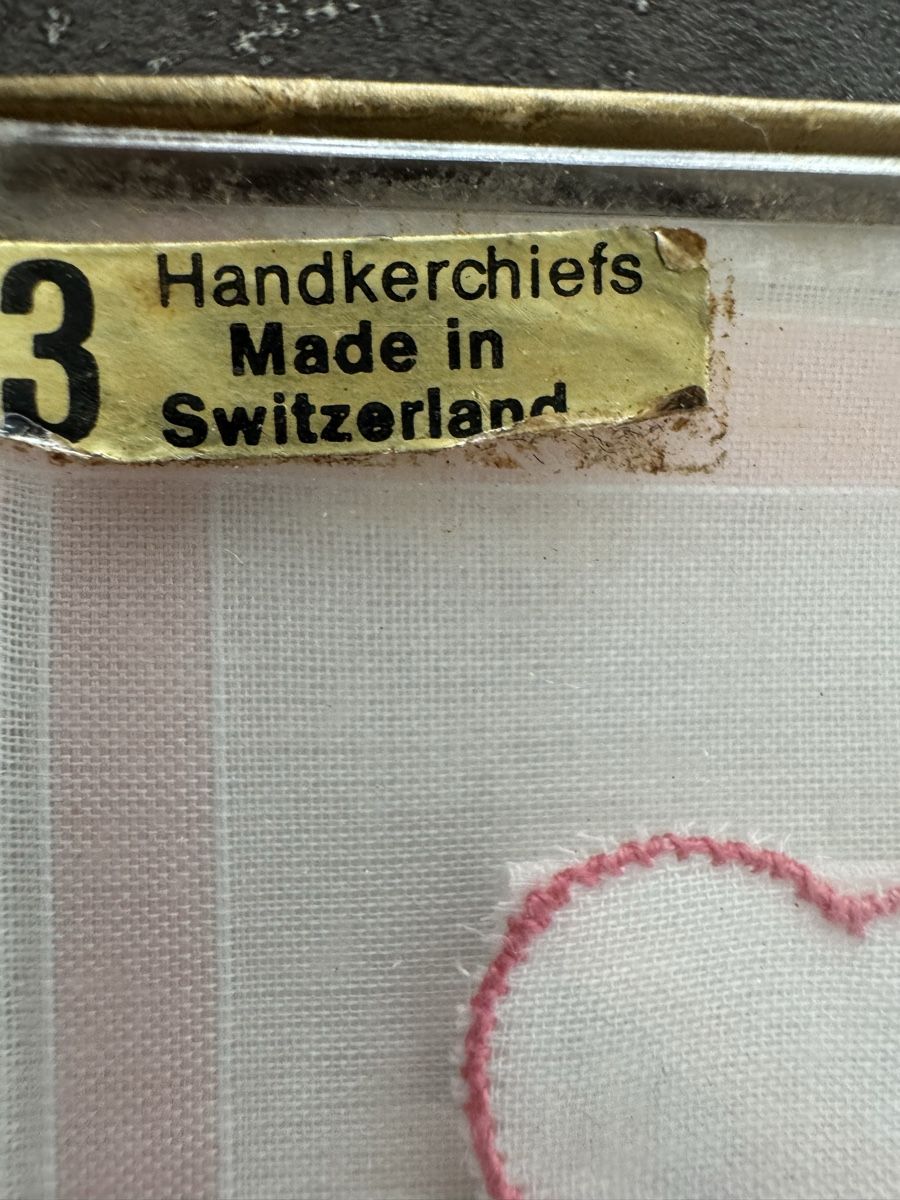 Altro in  Abbigliamento & Accessori: Taschentūcher (1974) – Nuovo e nell'imballaggio originale da Wil SG venduto da inn_9tbd 1