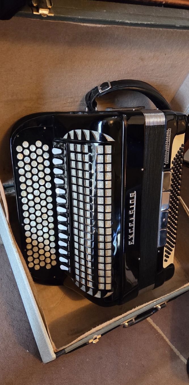 Excelsior Musikinstrumente: Accordéon Excelsior cassoto – Gebraucht aus Penthalaz von EvandroLuz 6