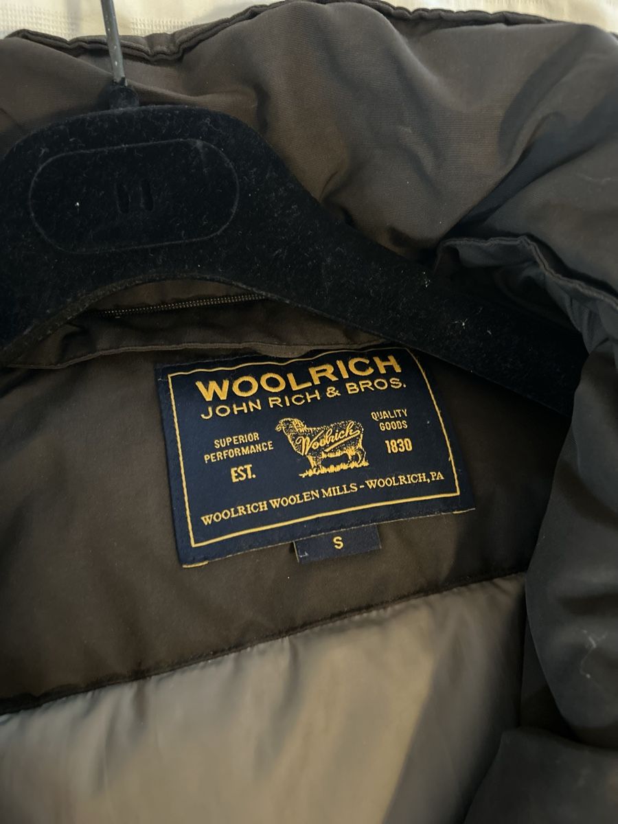 Woolrich Cappotti: Woolrich Brown Winter Coat - Size S – Usato da Zürich venduto da sal_8myn 2