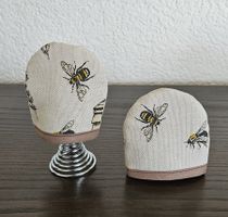 Set à 2 Eierwärmer;  Bienen, Honig, Imker; neu Handarbeit