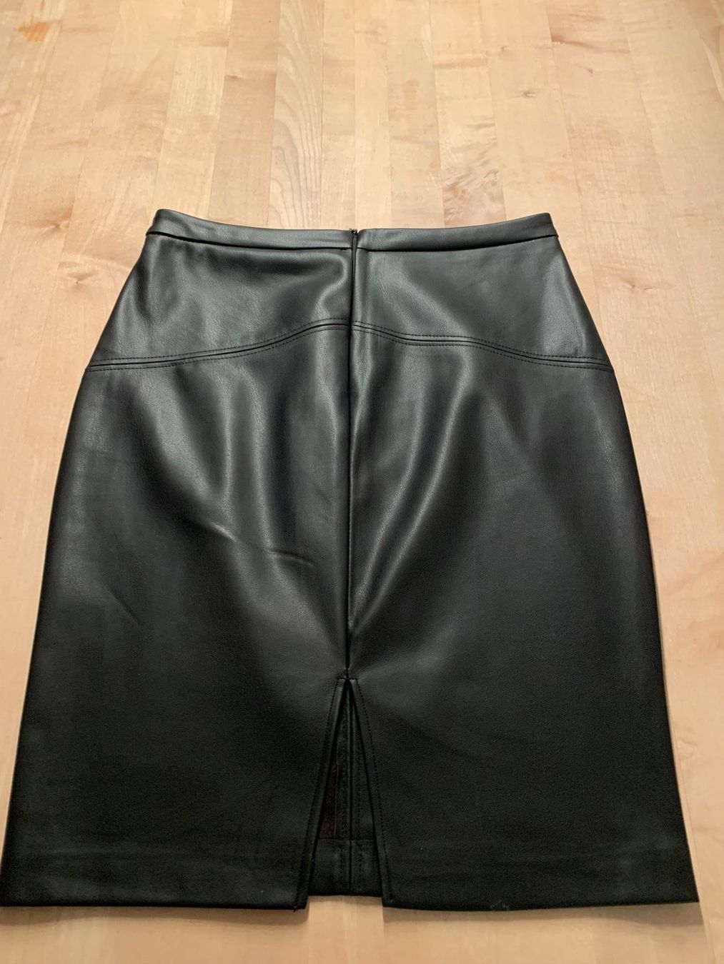Gonne: Damen-Kunstlederjupe schwarz Gr.XL – Nuovo (secondo la descrizione) da Azmoos venduto da Verwir64 1