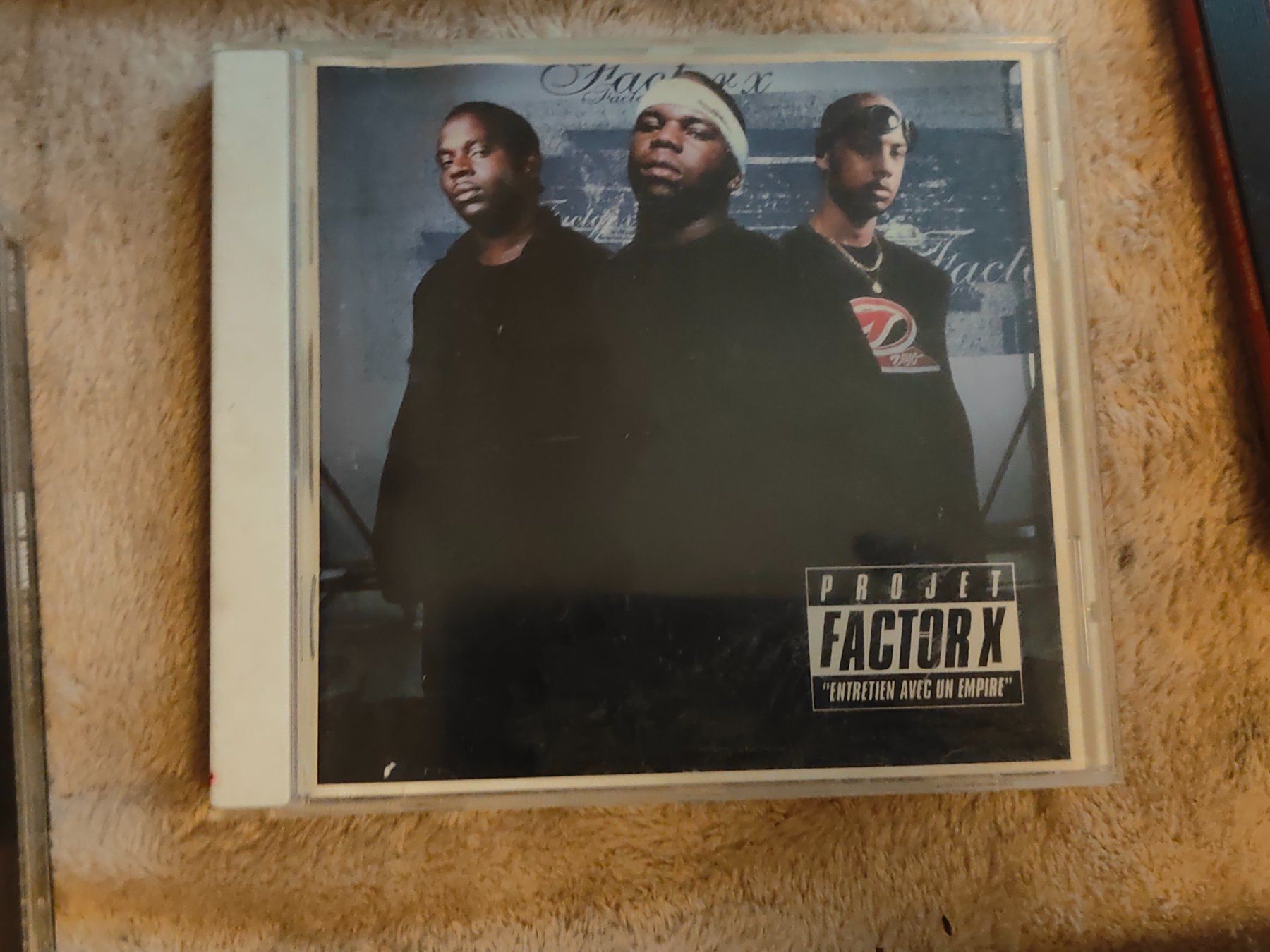 CD: Projet Factor X - Entretien avec un empire – Usato da Fribourg venduto da kru_fn65