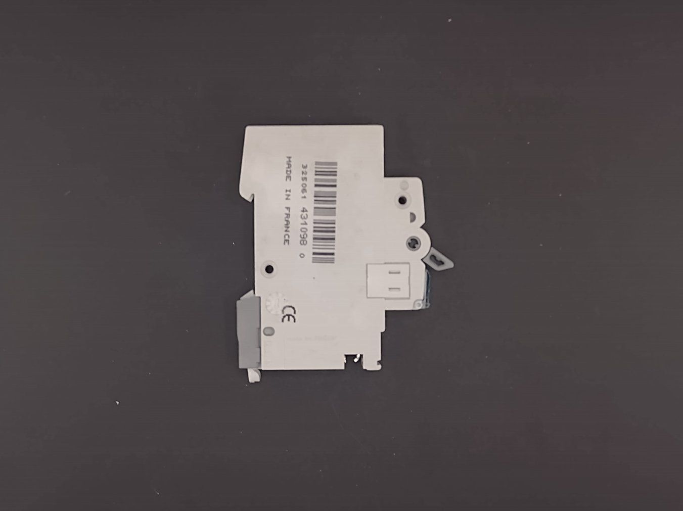Hager Interruttori: Hager MCN 010 C10 – Usato da Winterthur venduto da Hint17 2