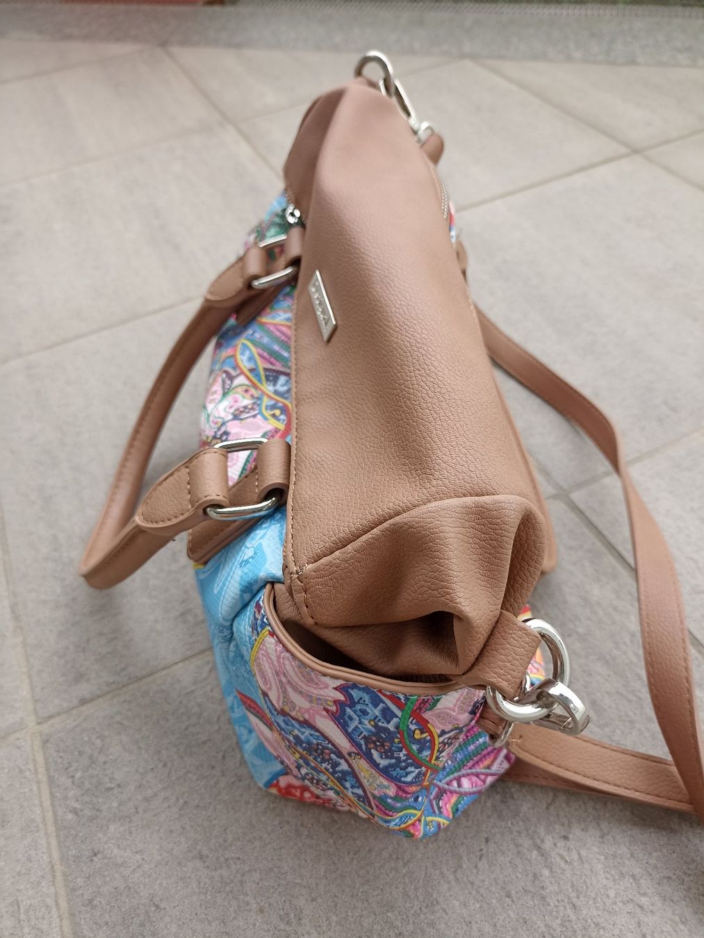 Desigual Taschen für Damen: Borsa da donna Daesigual – Gebraucht aus Camorino von cieloazzurro 1