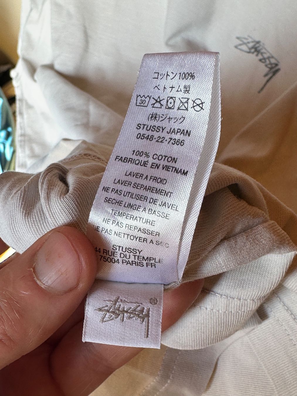 Stüssy T-shirt: Stüssy Cream Reverse tee – Nuovo (secondo la descrizione) da Villars-Burquin venduto da Iliasso 4