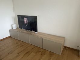 Bestå TV Bank