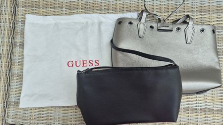 GUESS TASCHE/ SHOPPER ( zum wenden siehe Beschreibung)