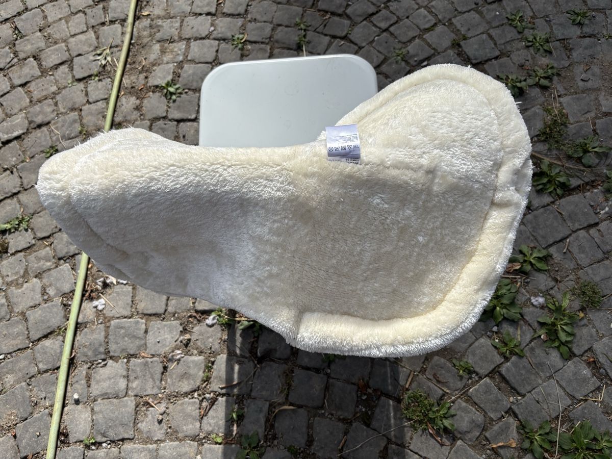 Sattel & Sattelzubehör: Teddyfleece-Sattelpad – Gebraucht aus St. Gallen von may_8fbd 4