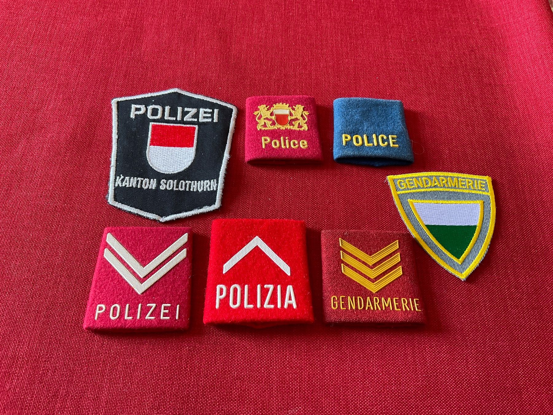 Placchette & Badge: Vintage Polizei Abzeichen – Usato da Lugano venduto da Persepolis