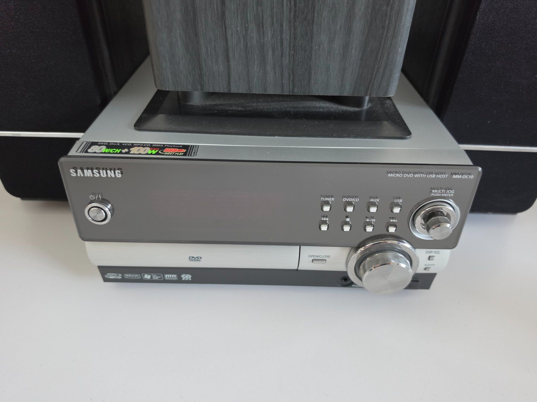 Samsung Sistemi audio & multimediali: Samsung Micro-Anlage MM-DC10 - DVD CD USB - 2.1 - 2000er – Usato da Birr venduto da DisDas 2