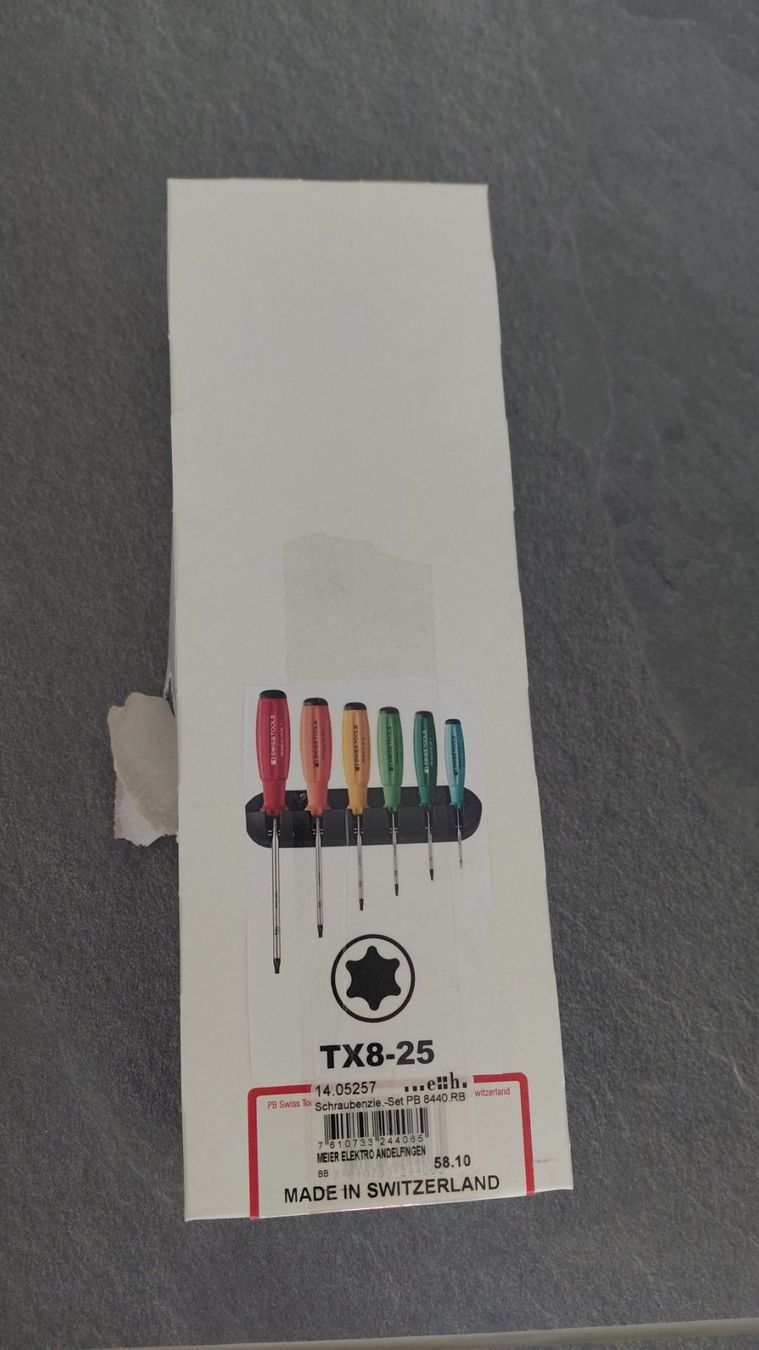 PB Swiss Tools Alle Werkzeuge: Swisstool Schraubenzieher Set mit Wandhalterung – Neu (gemäss Beschreibung) aus Niederneunforn von wip_dmq9 4