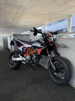 KTM 690 SMC-R Supermoto Motorrad M I E T E N  84.- pro Tag