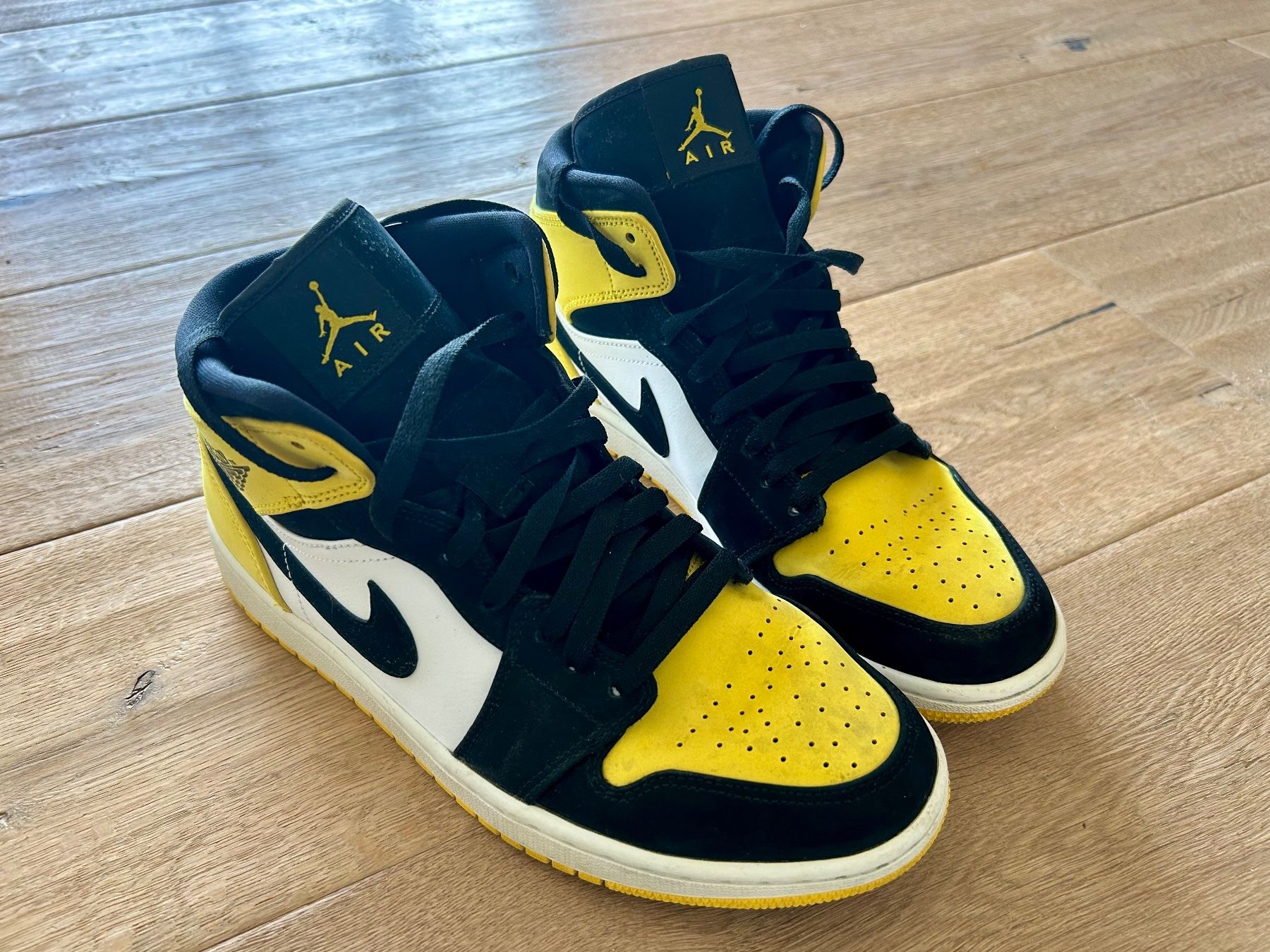 Jordan Chaussures hommes: Jordan 1 Mid Yellow Toe Black – D'occasion à Thayngen par Neuhof80 4