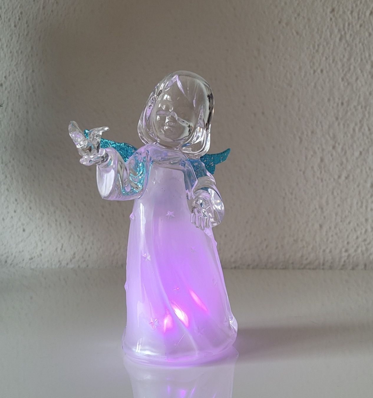 Figuren: Acryl LED-Engel 16 cm hoch – Gebraucht aus Zürich von fourpaws 1