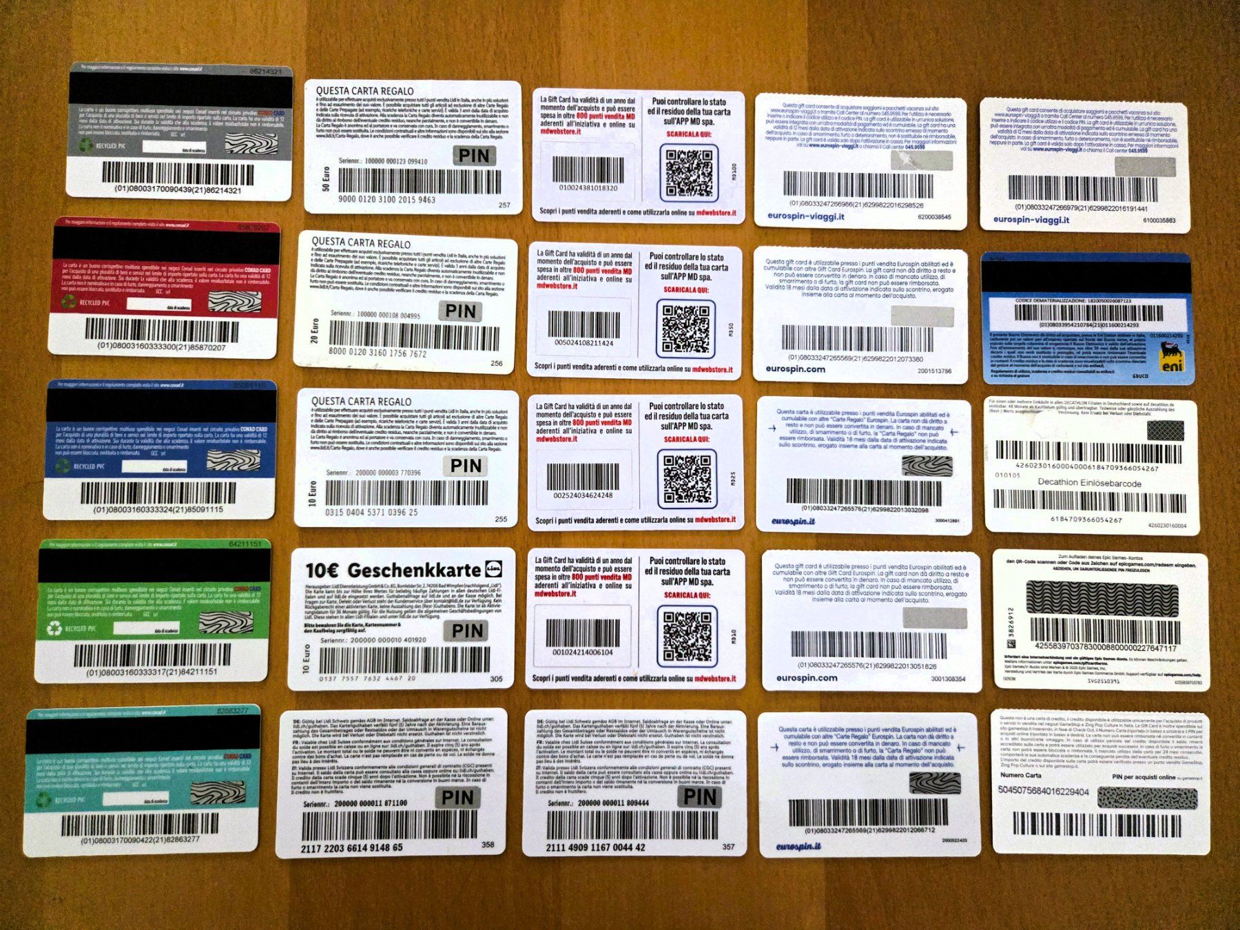 Schede telefoniche: 25x DIVERSE / VERSCHIEDENE GESCHENKKARTEN – Nuovo (secondo la descrizione) da Brüttisellen venduto da Nighttrain