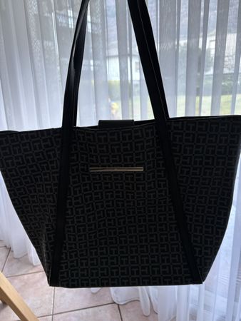 Elegante borsa Tommy Hilfiger, 👜