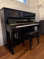 Silent Klavier Yamaha P121 mit Klavierbank