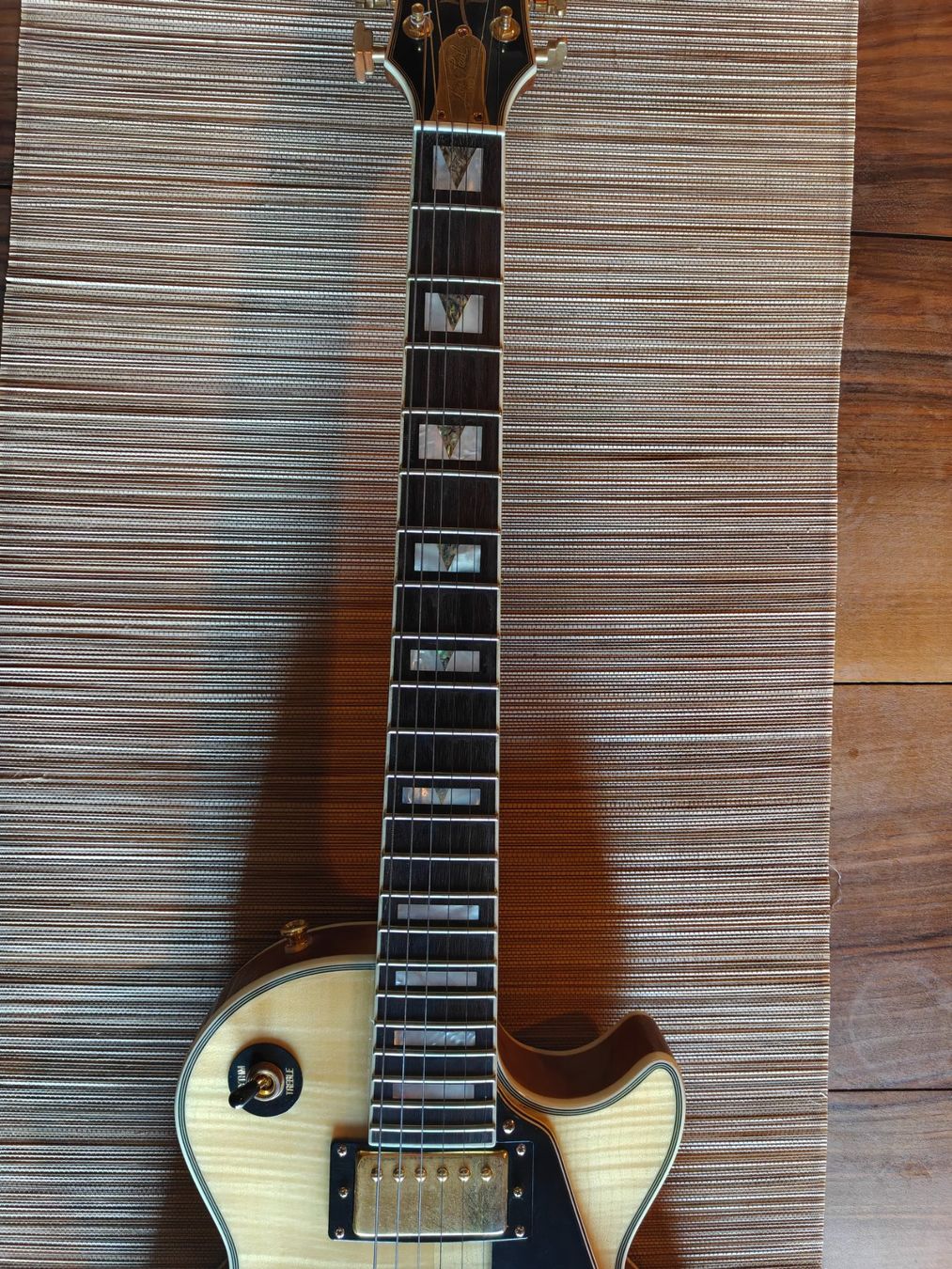 Epiphone Strumenti musicali: Epiphone Les Paul Custom Pro 100th Anniversary – Usato da Elgg venduto da Totendio 2