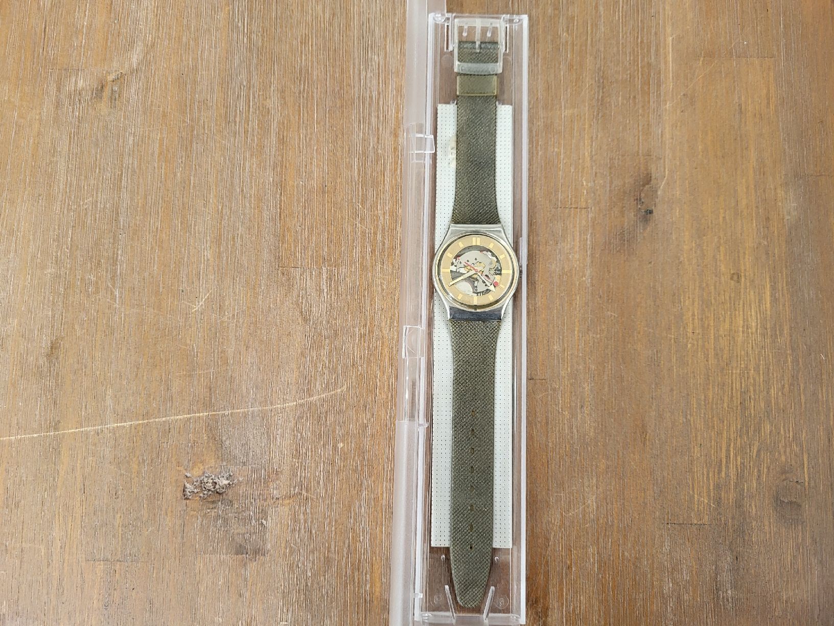 Swatch Orologi: SWATCH GX102 GOLDEN SPHERE NEU – Nuovo e nell'imballaggio originale da Lommiswil venduto da Fridu_C 2