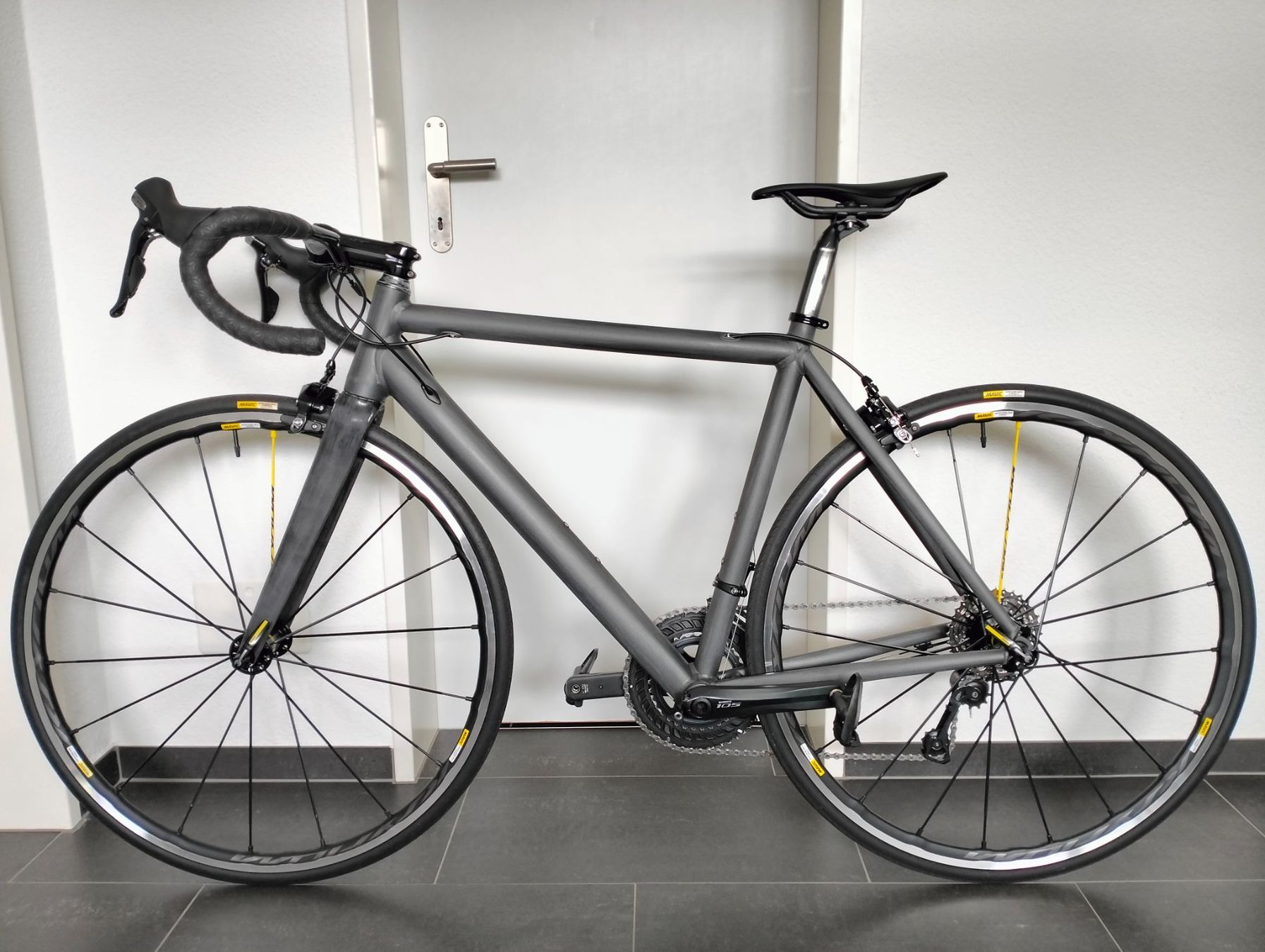 Vélos: Rennrad Rahmen mit Shimano Komponenten – D'occasion à Uster par KarlZH 6