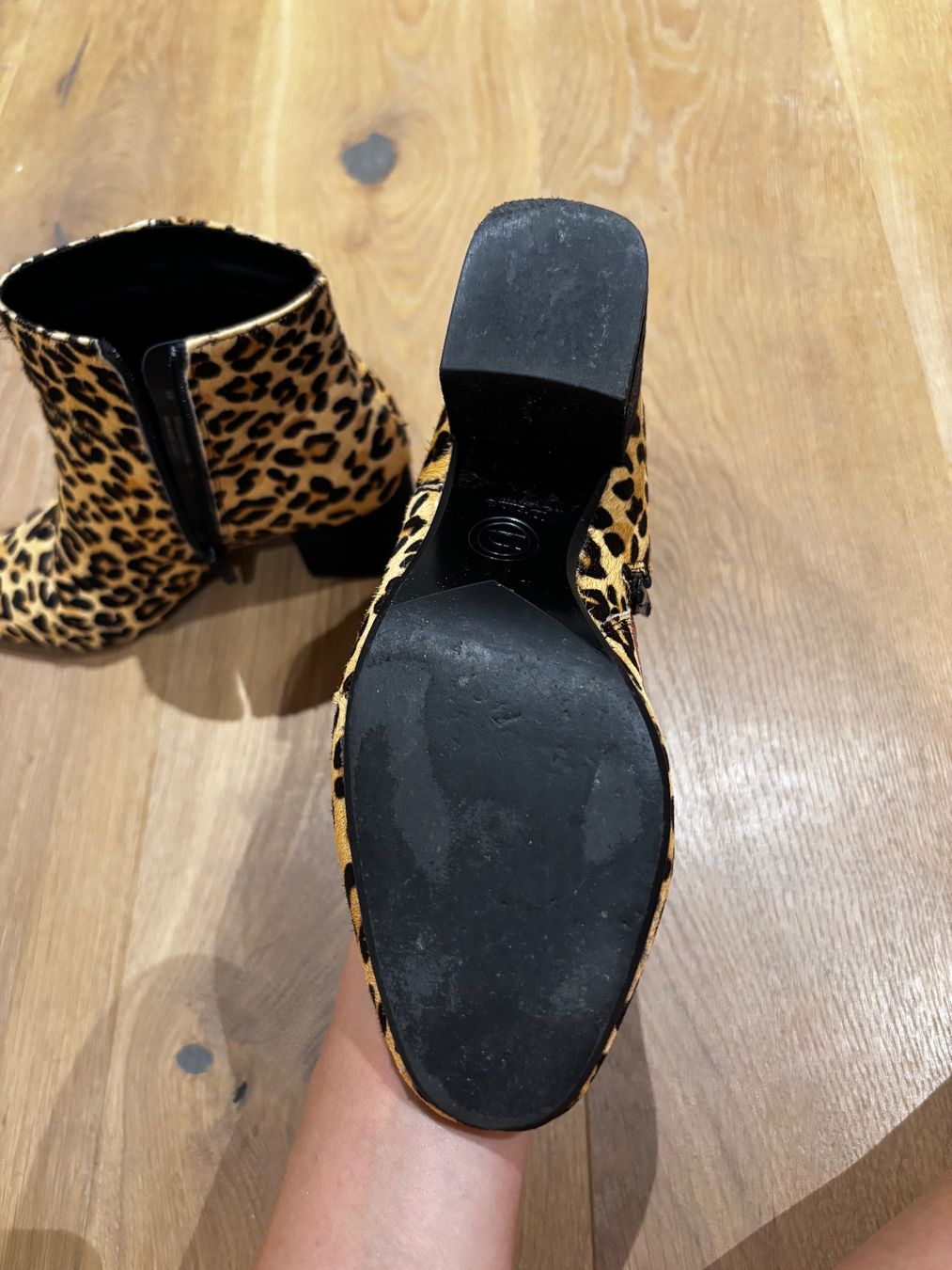 Dune London Scarpe da donna: Stiefeletten Leo Muster mit Blockabsatz, Grösse 36 – Usato da Horw venduto da AlexandraXenia 4