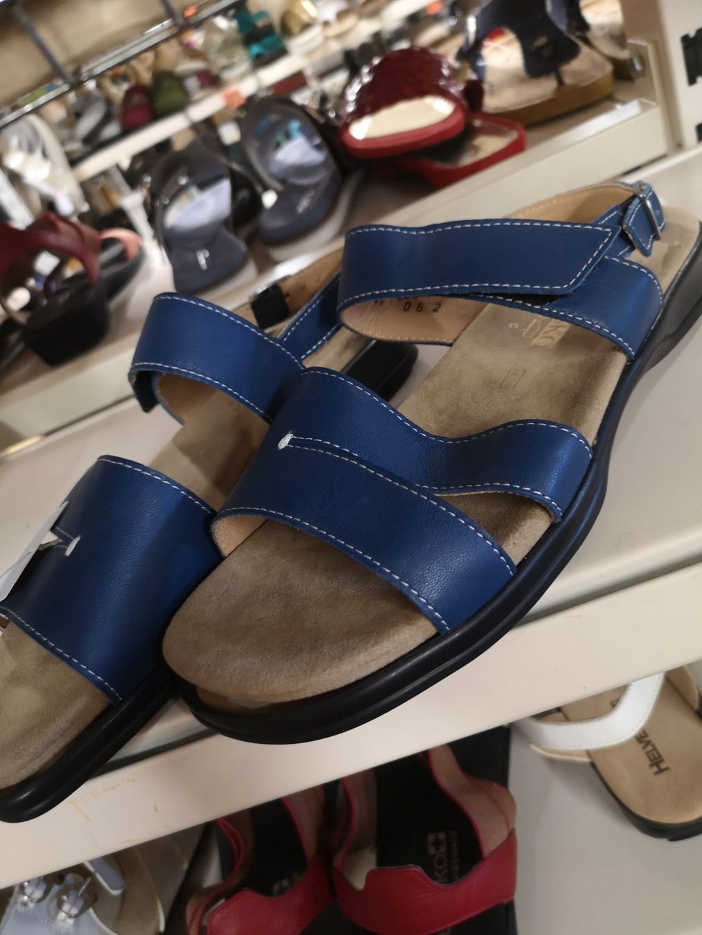 Helvesko Damenschuhe: Helvesko – Neu und originalverpackt aus Möhlin von Highwaytom