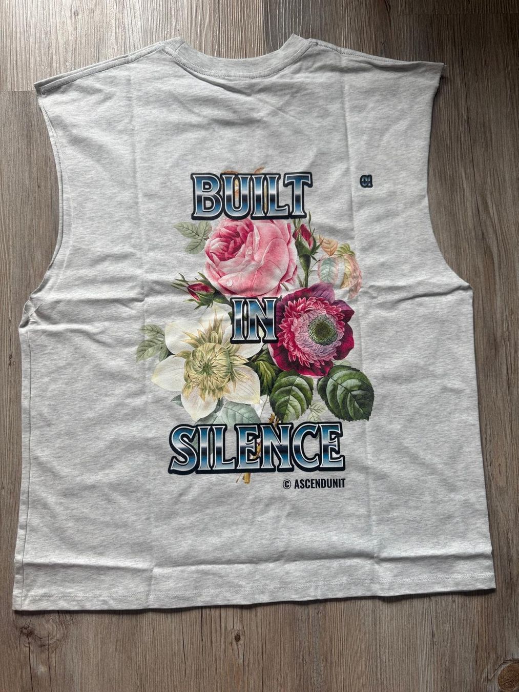 T-shirt: GYM TANK TOP ASCENDUNIT – Nuovo e nell'imballaggio originale da Zürich venduto da tim-zh