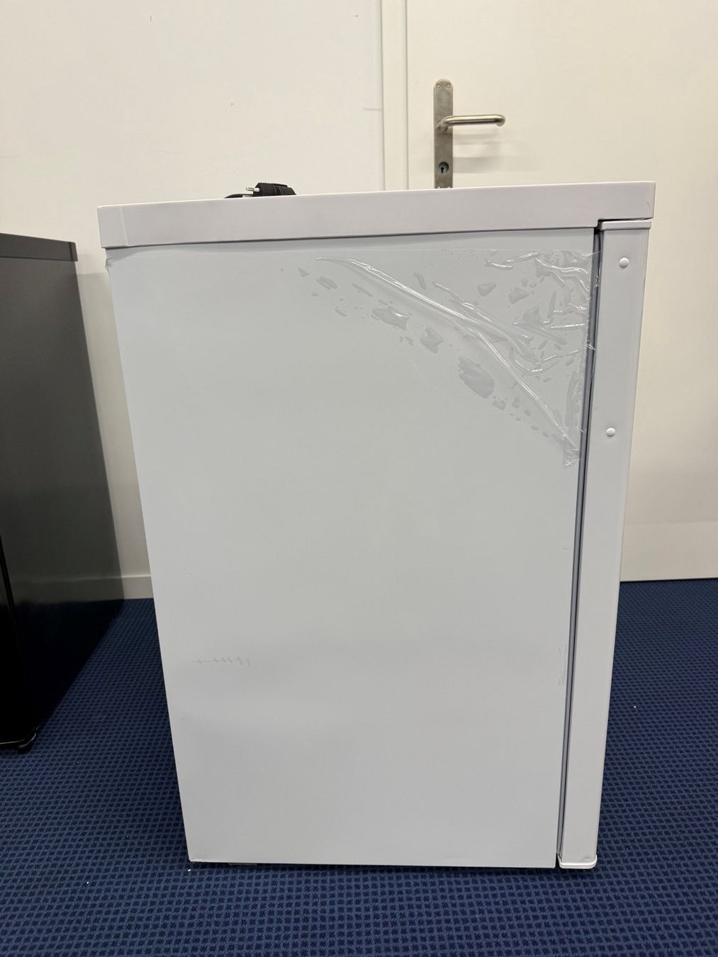 Congelatori: DO91135F Gefrierschrank – Nuovo (secondo la descrizione) da Wängi venduto da SPCSHOP 6