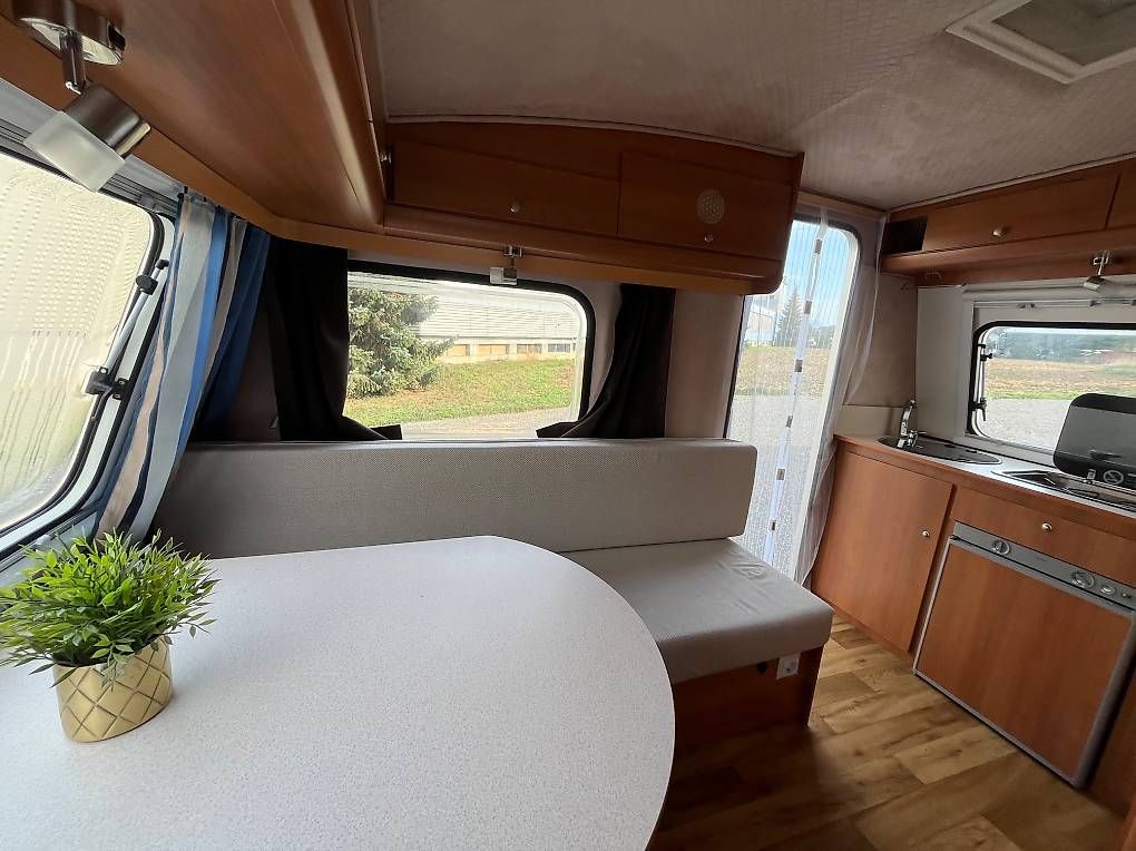 Veicoli da campeggio: Wohnwagen Niewiadow N 1500 – Usato da Biel/Bienne venduto da viva.caravane 7