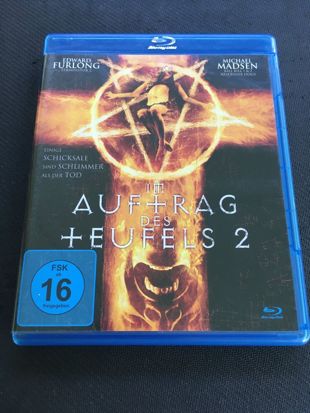 Tous les DVDs: Im Auftrag des Teufels 2 [Blu-ray] – D'occasion à St.Gallen par MedienJoe
