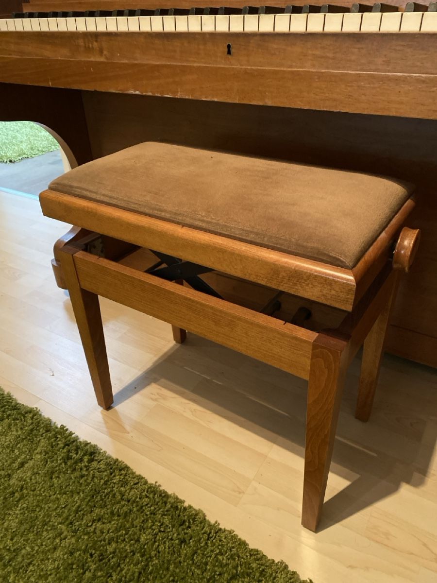 Schmidt-Flohr Musikinstrumente: Schmidt-Flohr Klavier mit Hocker! – Gebraucht aus Pfäffikon ZH von Deko-Stopp 2