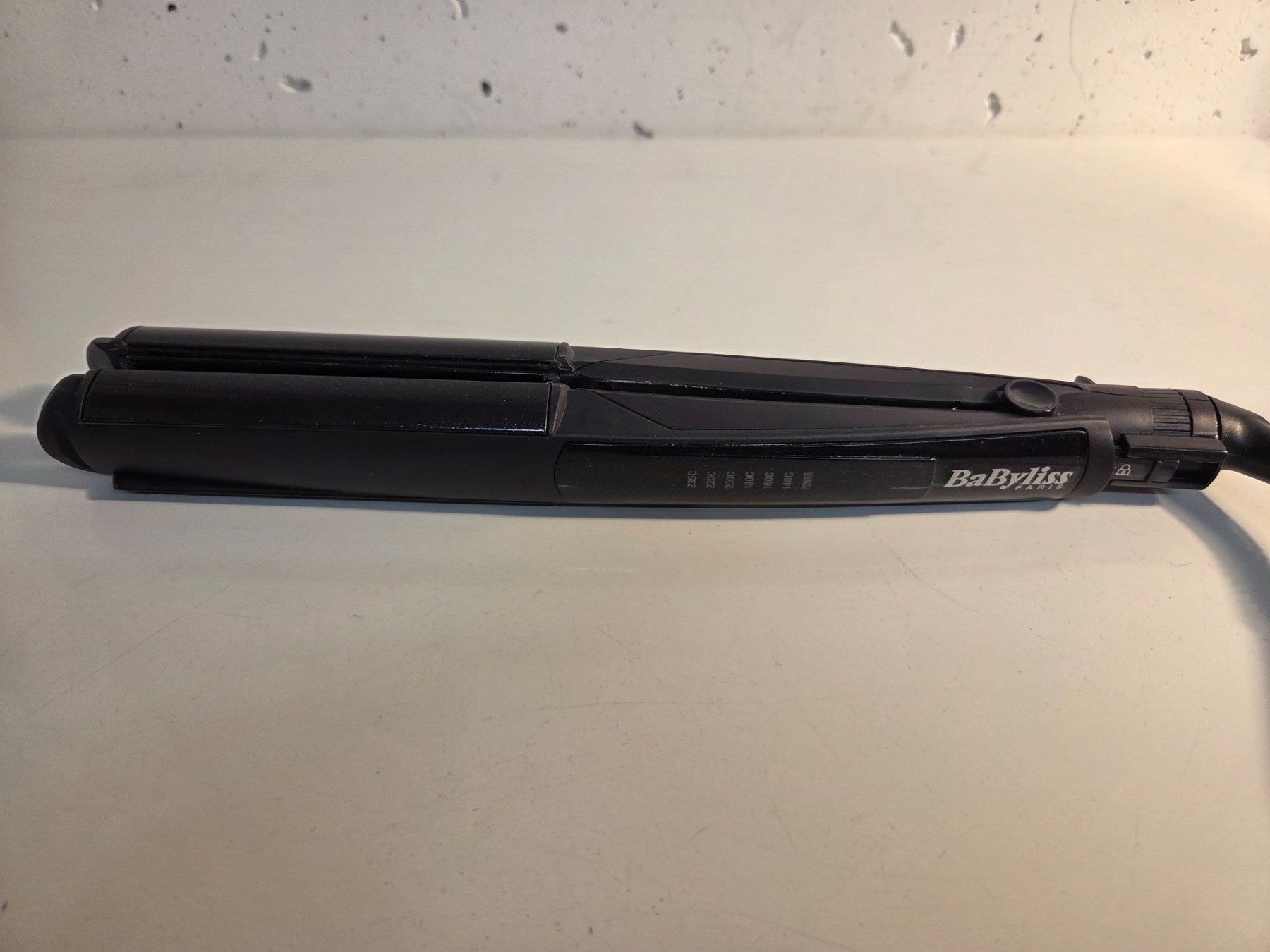 BaByliss Lockenstäbe & Haarglätter: BaByliss Paris Glätteisen Intense Protect – Gebraucht aus Chur von Einszweidreiviermein 4