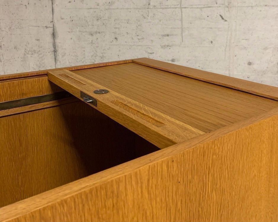Cassettiere: bar-/ büro-/ rollmöbel . eiche – Usato da Basel venduto da Rmo4000