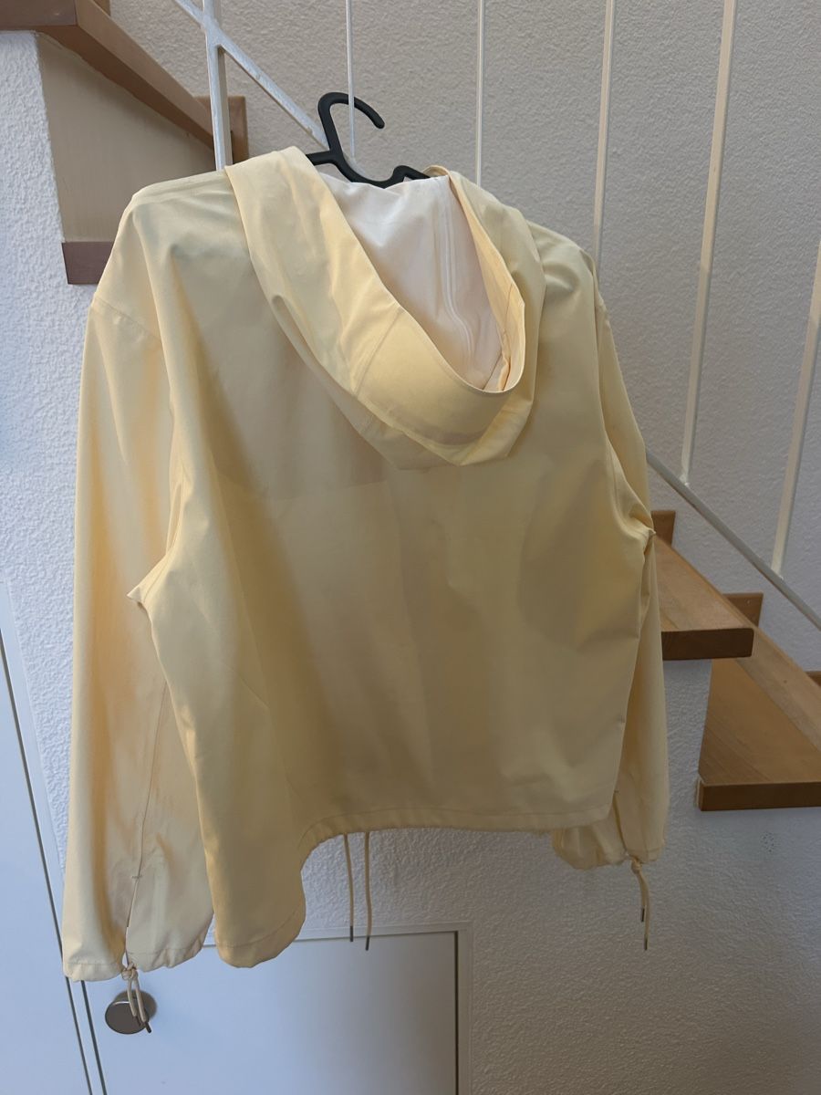 Rains Vestes: RAINS Short String Jacket – D'occasion à Wädenswil par katjamf 2