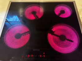 Table de cuisson vitrocéramique Siemens 4 zones